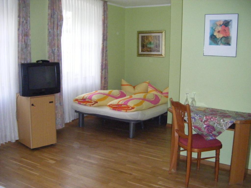Hotel Gasthof Kreuz Heitersheim Pokoj fotografie